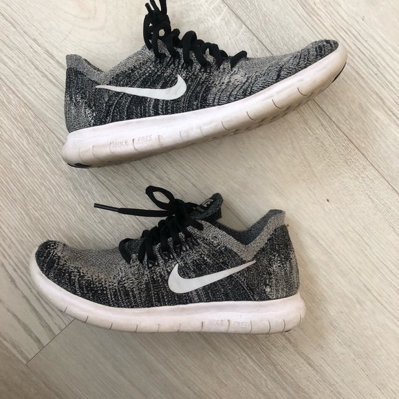 Grey Nike Free Running Sneakers - Picture 3 of 5